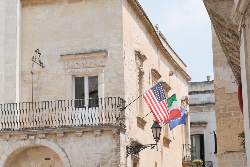 Bed and Breakfast Gatto Bianco La Dimora Storica Lecce Exterior foto